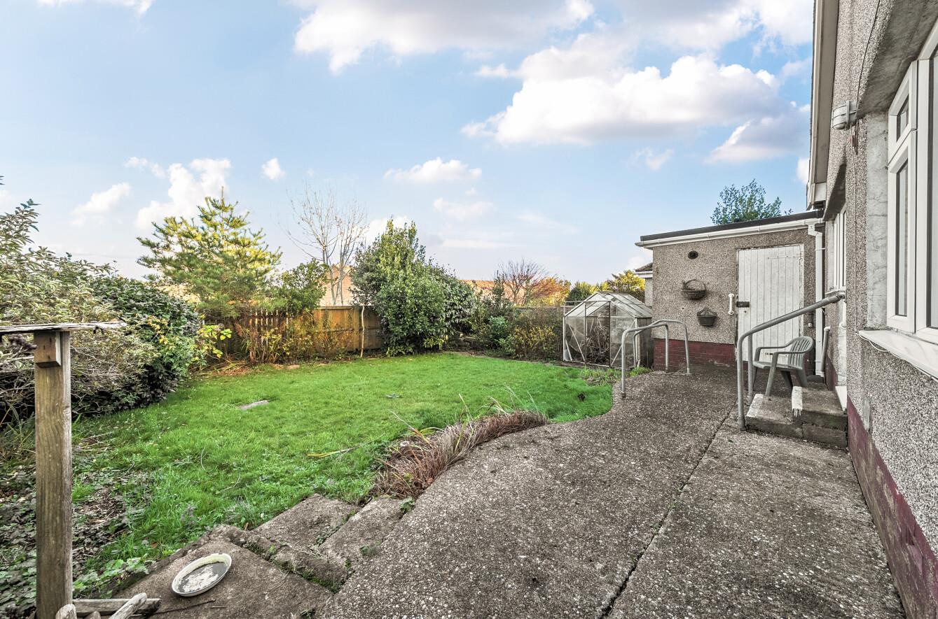 Twyni Teg, Killay, Swansea, SA2 7NS